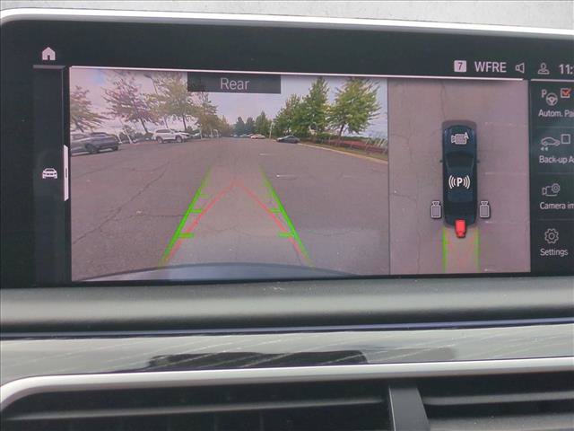 Used 2021 BMW 750i xDrive w/ Executive Package AWD/4WD image 14