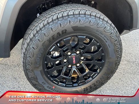 New 2026 GMC Canyon Elevation w/ Convenience Package image 21