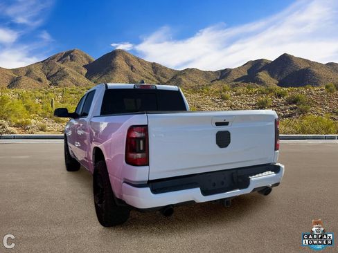 Used 2020 RAM 1500 Big Horn AWD/4WD image 3