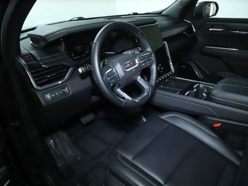 Used 2024 GMC Acadia Elevation w/ LPO, Floor Liner Package AWD/4WD image 17