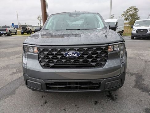 New 2025 Ford Maverick XL image 9