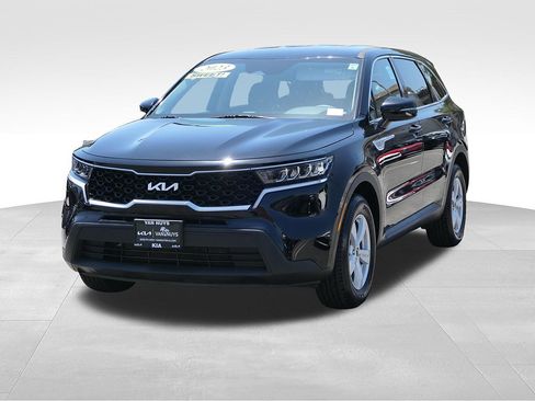 Used 2023 Kia Sorento LX FWD image 36