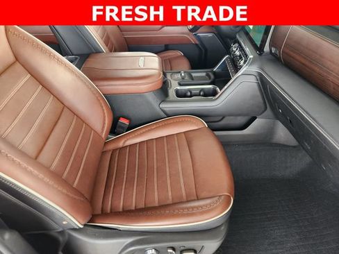 Used 2024 GMC Sierra 2500 Denali Ultimate w/ Max Trailering Package AWD/4WD image 13