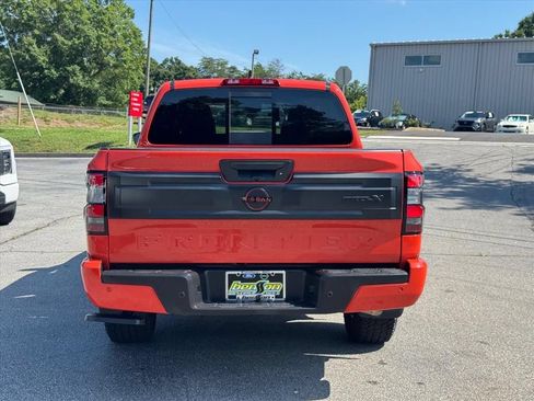 Certified 2025 Nissan Frontier Pro-X RWD image 4