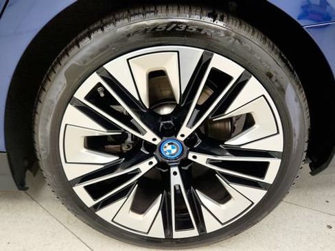 Used 2025 BMW i5 eDrive40i RWD image 78