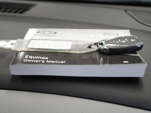 Used 2023 Chevrolet Equinox LS w/ LS Convenience Package FWD image 39