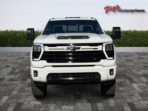 Used 2024 Chevrolet Silverado 2500 LTZ w/ LTZ Plus Package AWD/4WD image 5