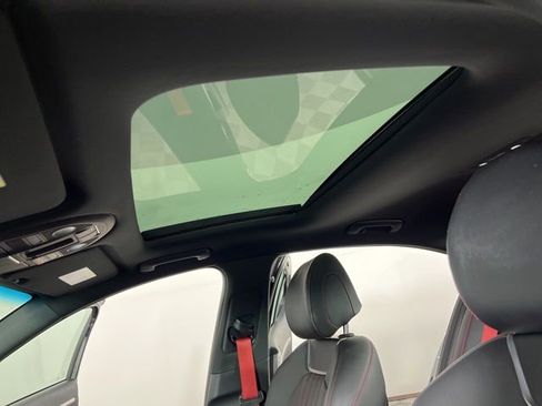 Used 2023 Genesis G70 3.3T w/ Sport Advanced Package image 35