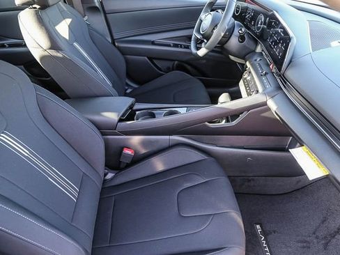 New 2026 Hyundai Elantra Sport FWD image 18