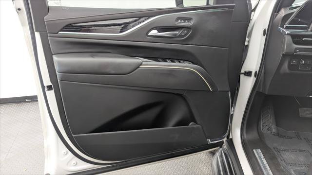 Used 2021 Cadillac Escalade Sport RWD image 13