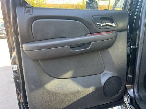 Used 2014 GMC Sierra 2500 SLT w/ SLT Convenience Package image 16