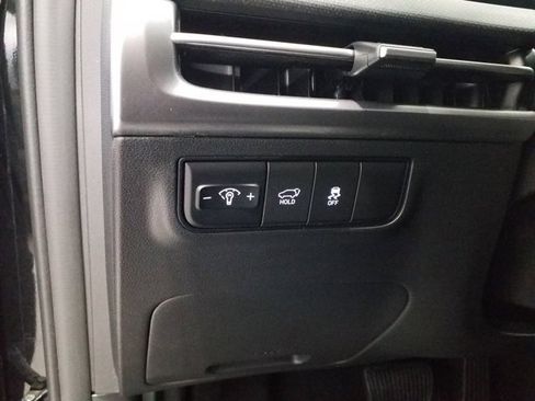 Certified 2025 Hyundai Tucson SEL image 12