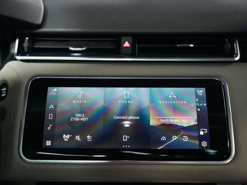 Used 2021 Land Rover Range Rover Velar S AWD/4WD image 19