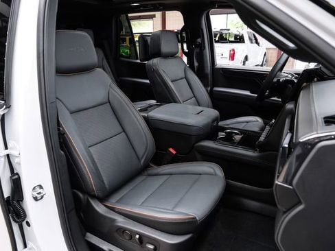 Used 2026 GMC Yukon AT4 w/ AT4 Premium Plus Package AWD/4WD image 66