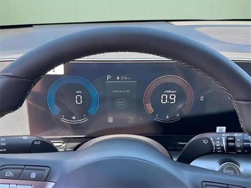 New 2025 Hyundai Kona SEL image 15