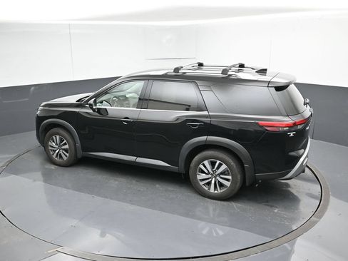 Used 2024 Nissan Pathfinder SL FWD image 53