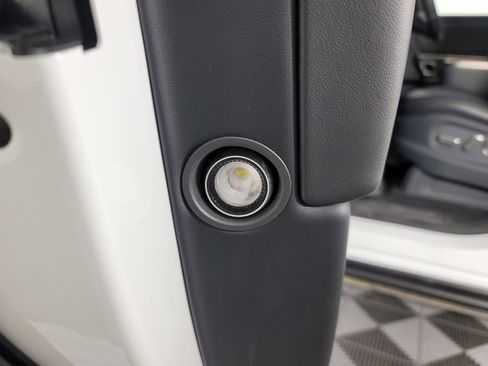 Used 2022 Rivian R1T Launch Edition image 30