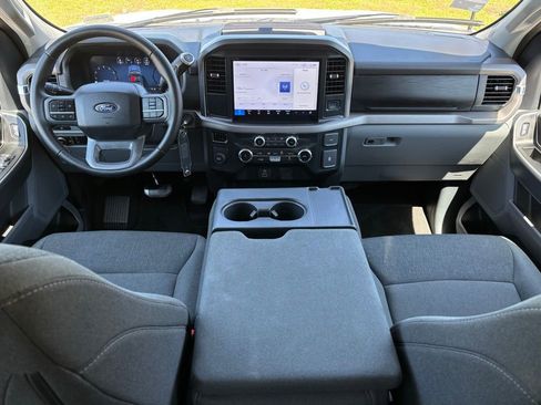 Used 2025 Ford F150 XLT w/ Equipment Group 301A Standard RWD image 9