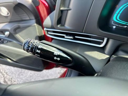 New 2025 Hyundai Elantra Blue image 11