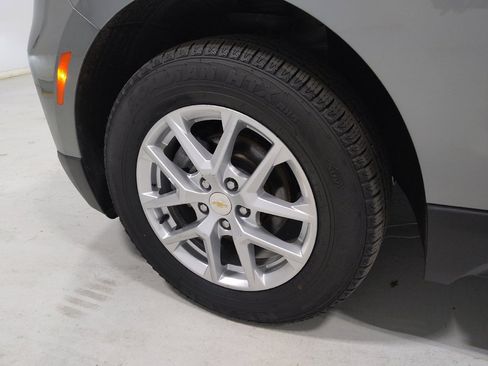 Used 2023 Chevrolet Equinox LS AWD/4WD image 31