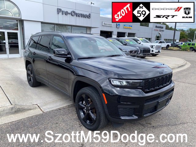 Used 2023 Jeep Grand Cherokee L Altitude AWD/4WD image 1