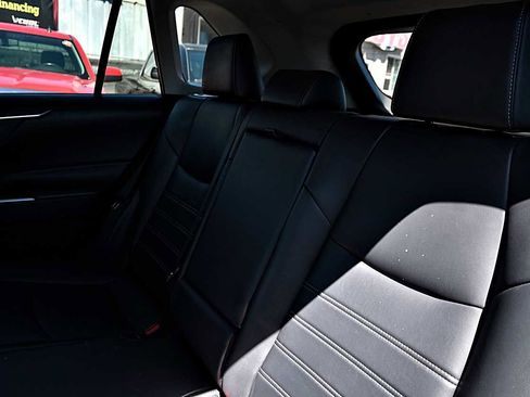 Used 2019 Toyota RAV4 XLE Premium w/ Carpet Mat Package FWD image 13