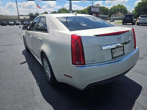 Used 2011 Cadillac CTS Luxury RWD image 5