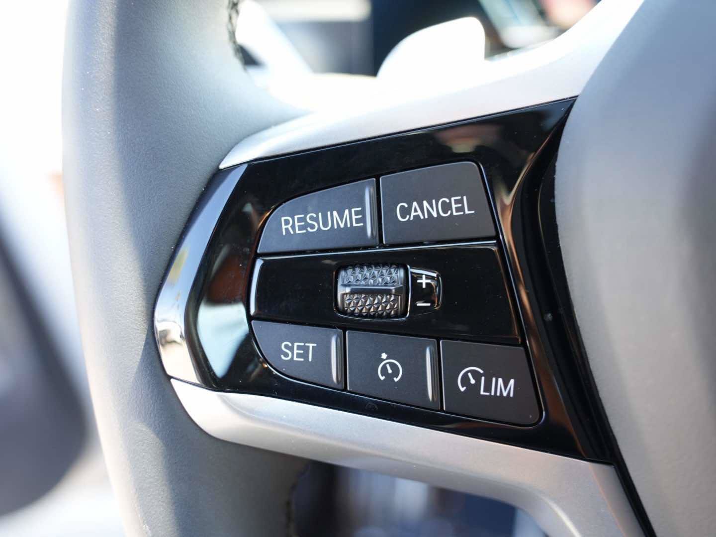 Used 2025 BMW 330i Sedan RWD image 18