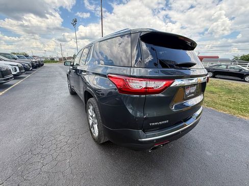 Used 2018 Chevrolet Traverse Premier w/ Driver Confidence II Package FWD image 6