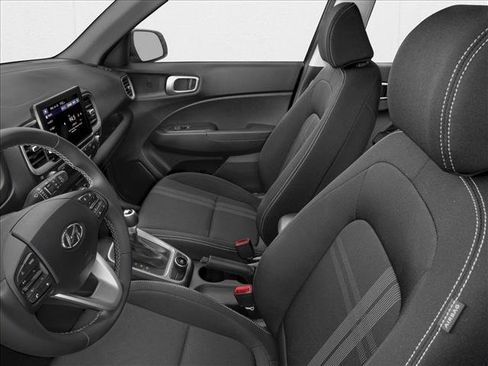 Certified 2026 Hyundai Venue SEL FWD image 6