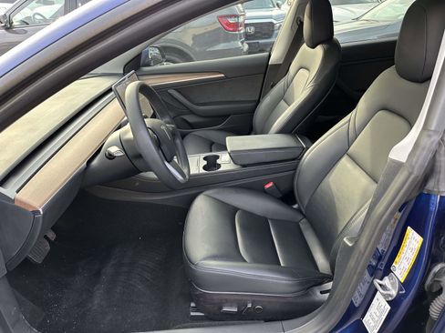 Used 2021 Tesla Model 3 Standard Range Plus image 12