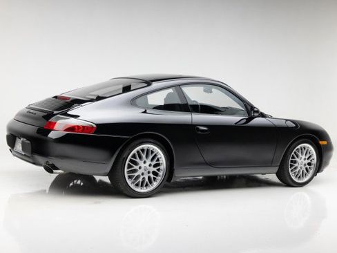 Used 2001 Porsche 911 Carrera image 19