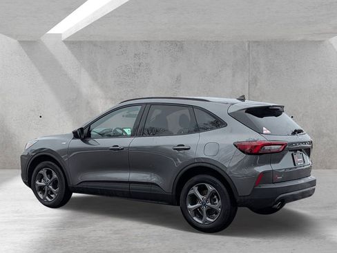 Certified 2025 Ford Escape ST-Line AWD/4WD image 4