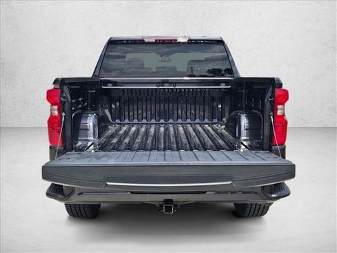 Used 2022 Chevrolet Silverado 1500 Custom w/ LPO, Dark Essentials Package RWD image 7
