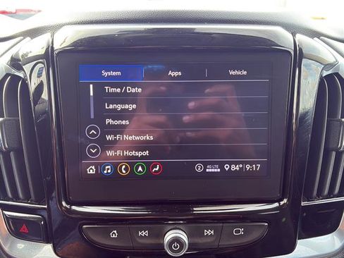 Used 2021 Chevrolet Traverse RS AWD/4WD image 25
