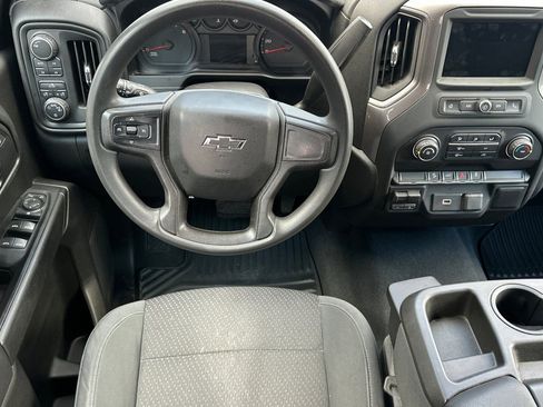 Used 2019 Chevrolet Silverado 1500 Custom Trail Boss w/ Custom Convenience Package image 15