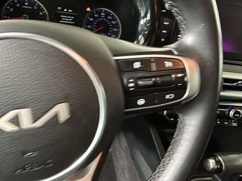 Used 2022 Kia K5 GT-Line FWD image 16