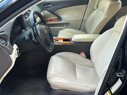 Used 2009 Lexus IS 250 image 12