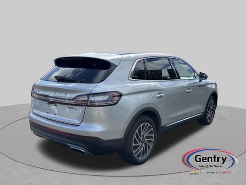 Used 2019 Lincoln Nautilus Reserve AWD/4WD image 5