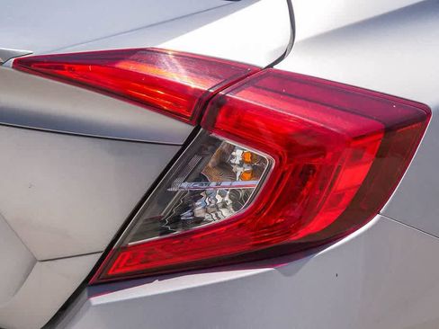 Used 2016 Honda Civic EX-L image 10