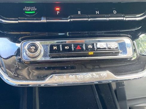 Used 2023 Lincoln Corsair FWD image 22