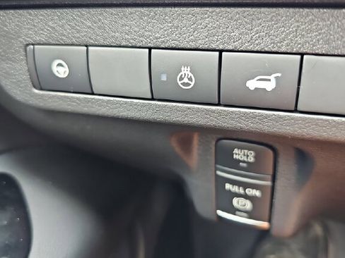 New 2025 Nissan Murano SL image 16