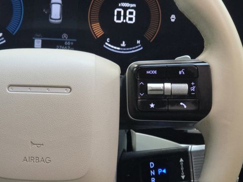 Used 2024 Hyundai Santa Fe SE image 18