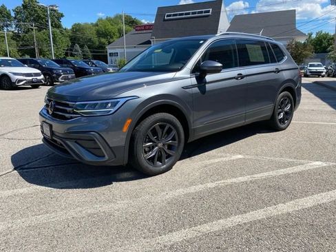 Certified 2023 Volkswagen Tiguan SE AWD/4WD image 9