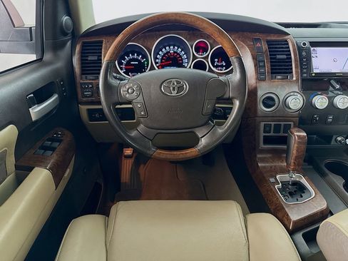 Used 2010 Toyota Tundra Limited image 24