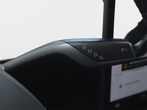 Used 2023 Tesla Model Y Long Range image 24