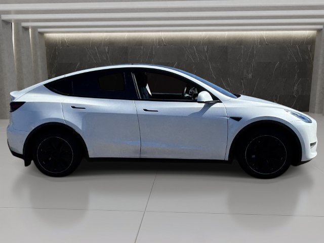 Used 2020 Tesla Model Y Long Range AWD/4WD image 7