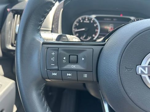 Used 2023 Nissan Pathfinder SV w/ SV Premium Package AWD/4WD image 25