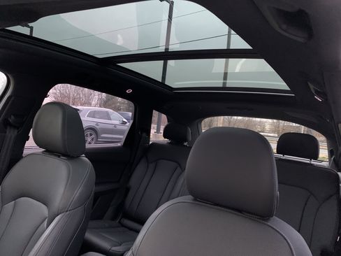 Certified 2025 Audi Q7 3.0T Prestige w/ Prestige Package image 19