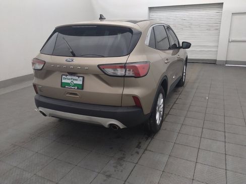 Used 2020 Ford Escape SE FWD image 9